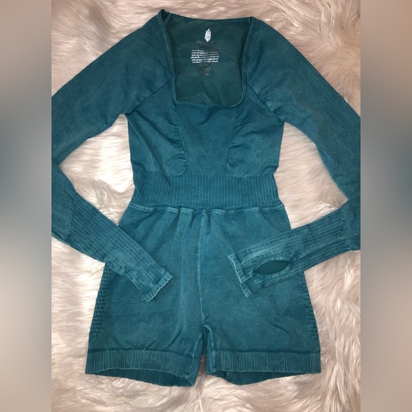 NWOT❗️Free People Good Karma Long Sleeve Runsie XS/S - Picture 3 of 15